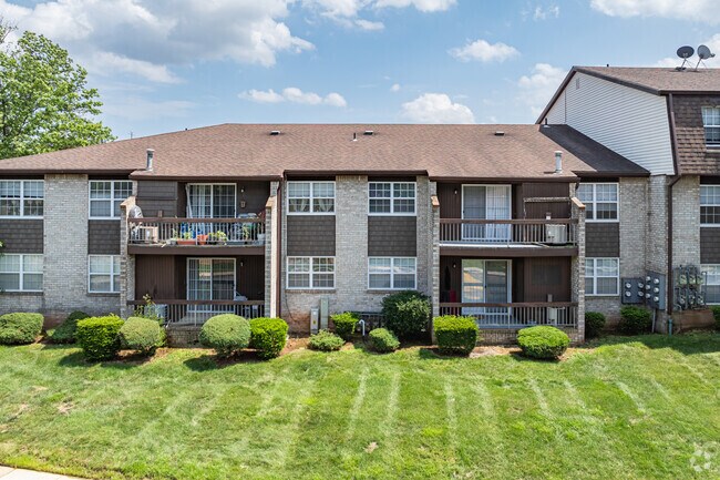 Gill Lane, Iselin, NJ 08830 - photo 2