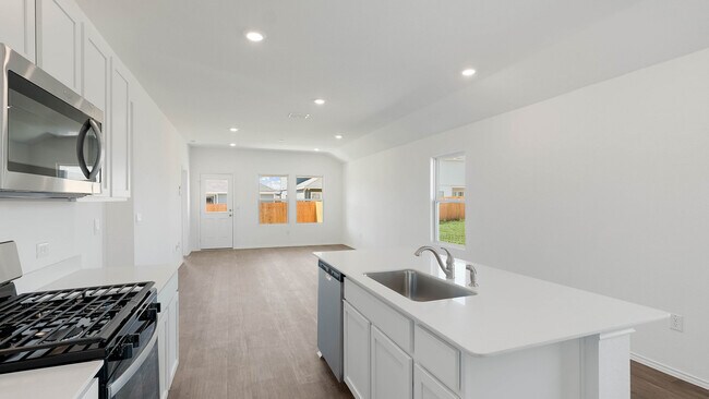 13309 Mancos Shale Rd, Mustang Ridge, TX 78610 - photo 3