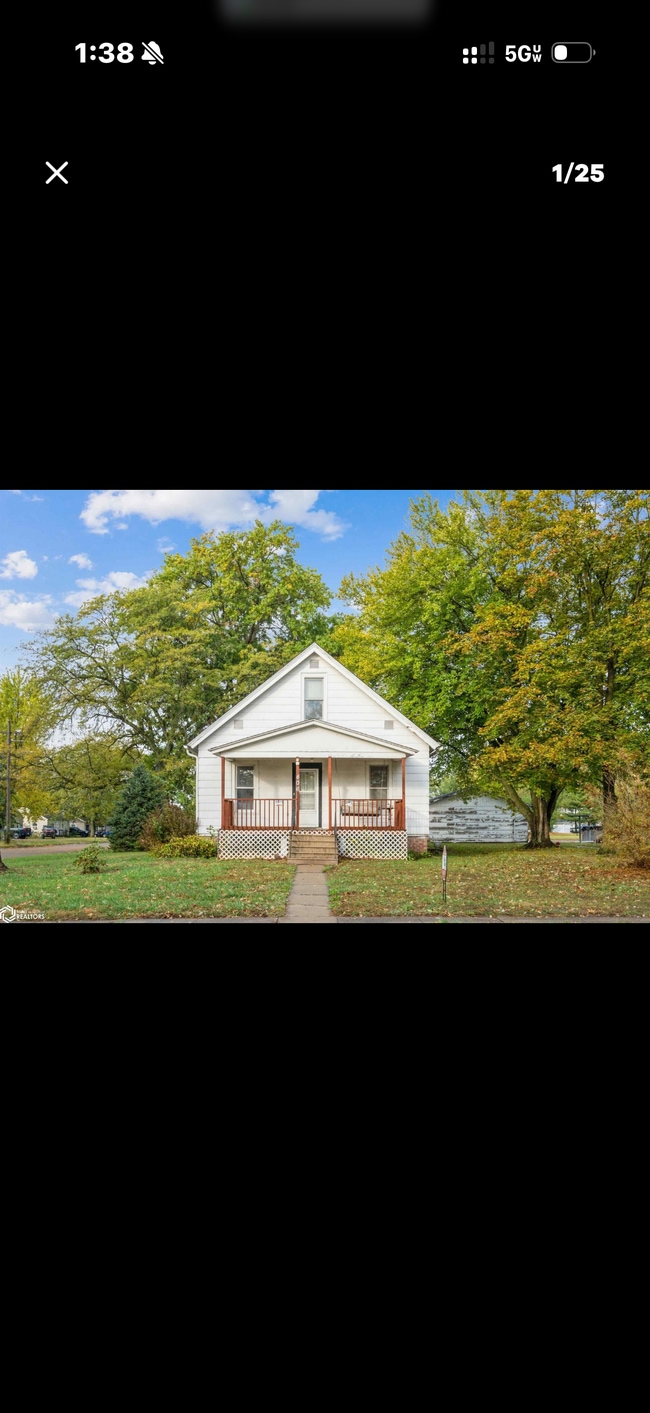 406 Center St, Middletown, IA 52638