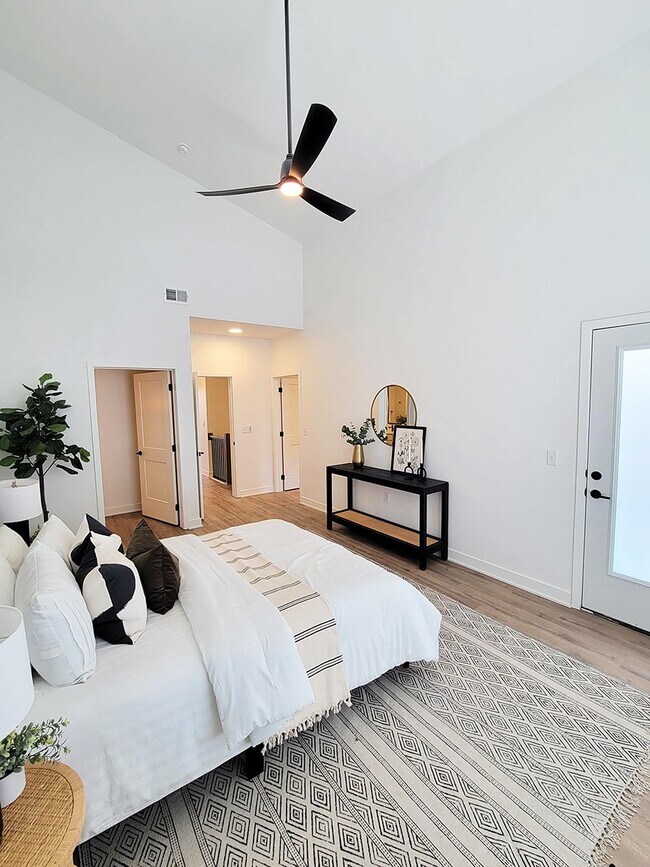 Vanguard Villas, Lee's Summit, MO 64081 - photo 4