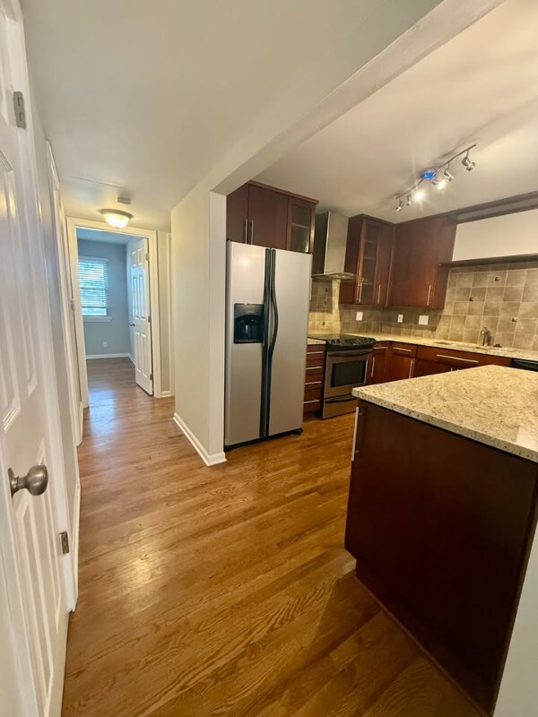 4213 Clark Ave unit 4, Kansas City, MO 64111 - photo 3