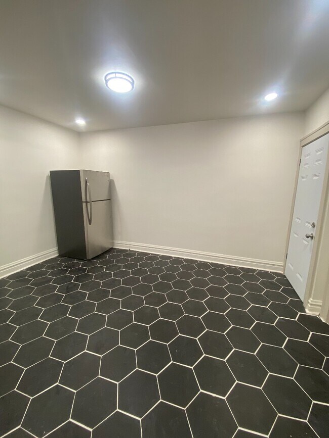 4746 S Grand Blvd unit 2S, Saint Louis, MO 63111 - photo 3