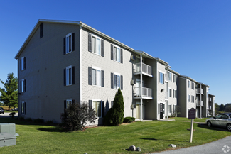 100 Raleigh Ct Unit 420 Raleigh Court, Columbia City, IN 46725