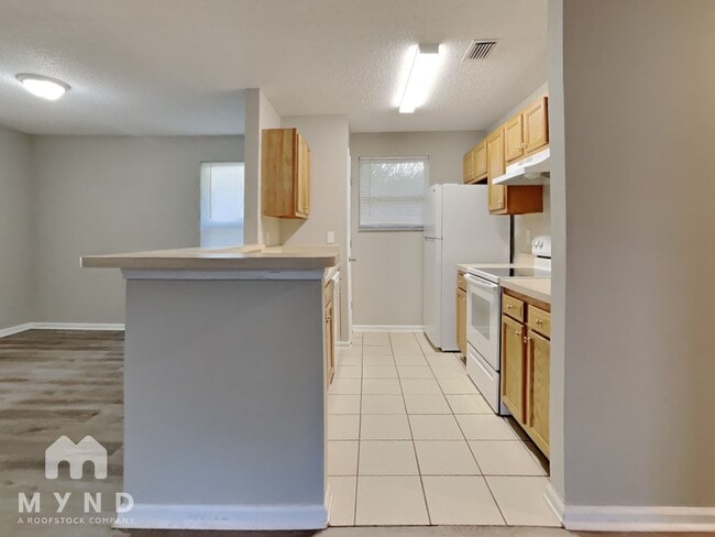 2908 Spencer St, Jacksonville, FL 32254 - photo 2