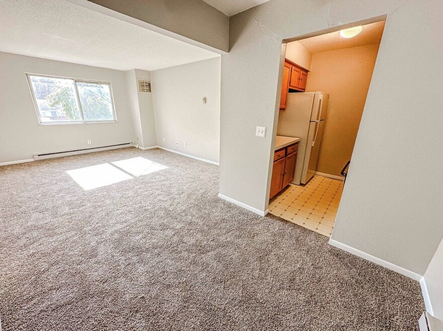 6730 Hill Ave, Toledo, OH 43615 - photo 1