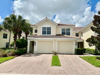 1345 Henley St Unit 707, Naples, FL 34105
