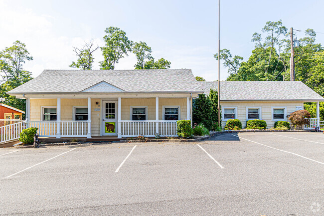 Mountain Hill School