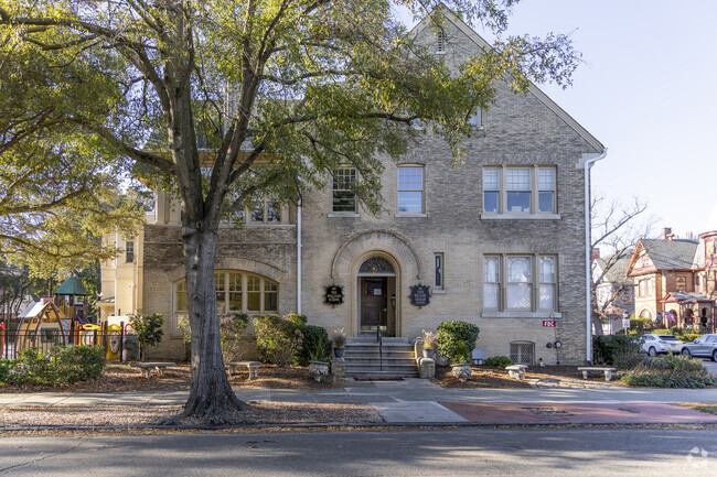 The faculty at The Williams School fosters an inclusive and stimulating environment.