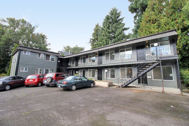1865-1865 SE Oak St unit 1847, Portland, OR 97214 - photo 2