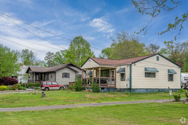 The bulk of the housing stock in Sullivan Gardens is made of mid-20th century homes.