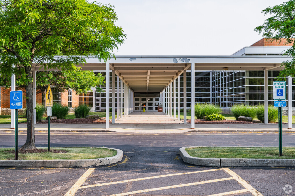 Olmsted Falls Middle School, Olmsted Twp OH Rankings & Reviews