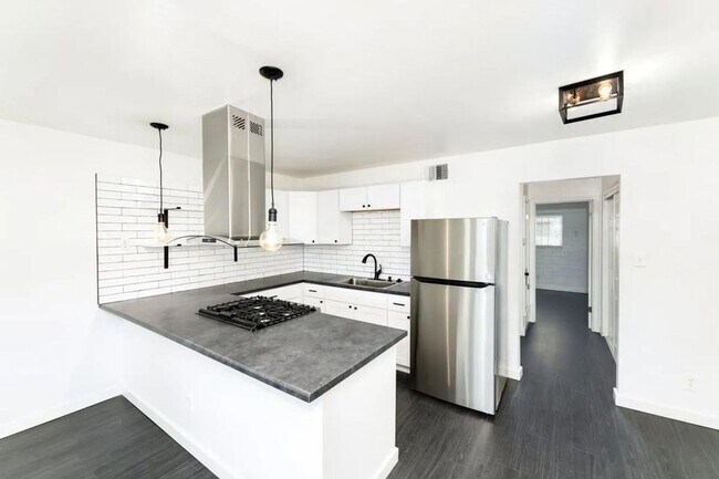 Boho On 40th Street Apartments, Phoenix, AZ 85008 - photo 2