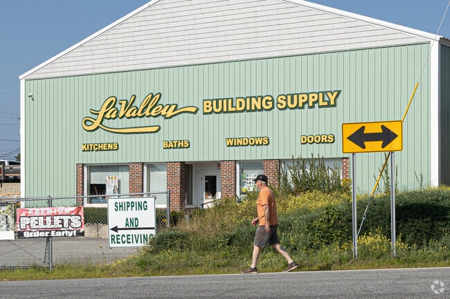 La Valley Building Supply is a powerful economic driver in Middleton, providing numerous jobs for residents and supporting a network of local contractors and suppliers.
