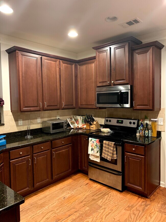 1925 Gregory Run NE, Atlanta, GA 30345 - photo 5