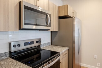 3820 Holly St, Denver, CO 80207