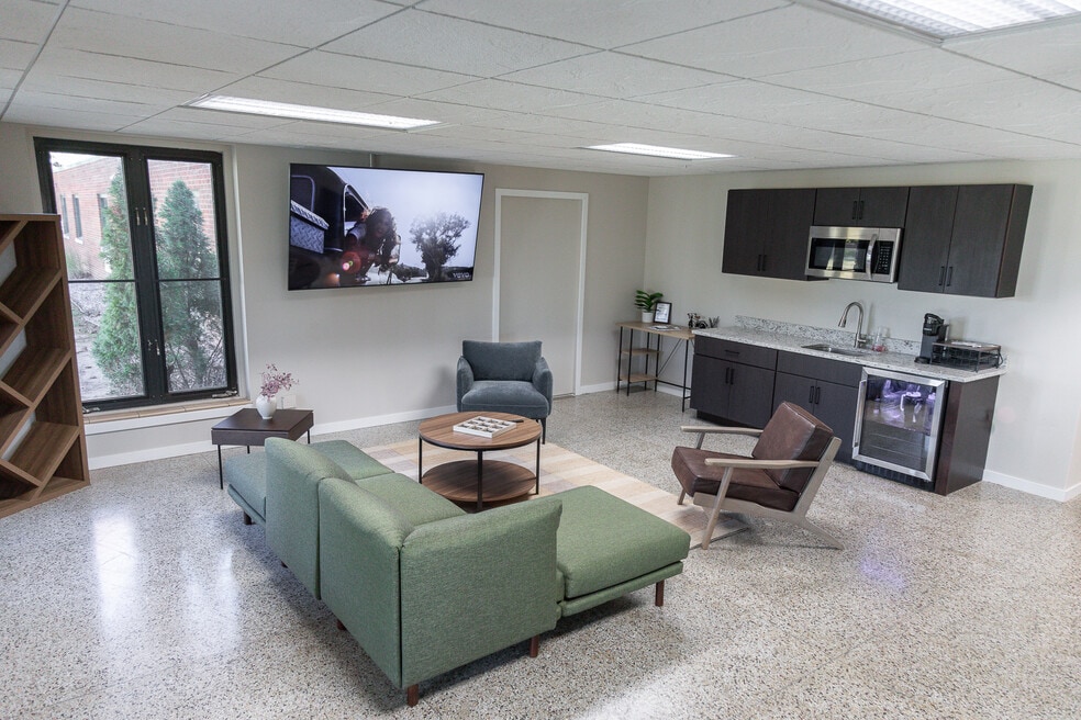 bantr Chilton, Chilton, WI 53014 - photo 1