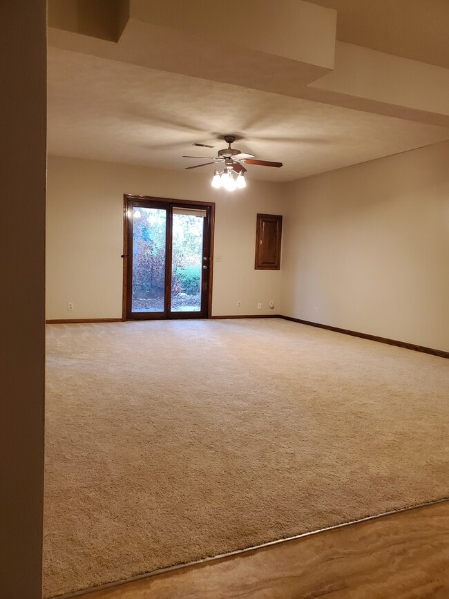 4273 N 143rd St, Omaha, NE 68164 - photo 4