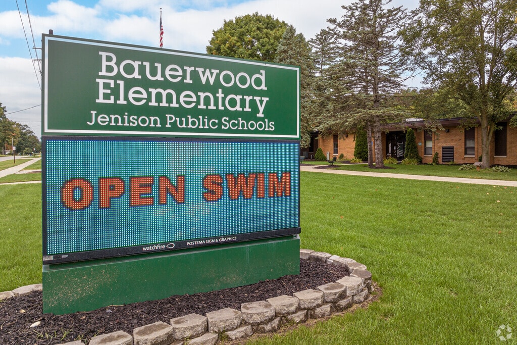 Bauerwood Elementary School, Rankings & Reviews