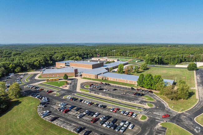 Reeds Spring High School shares a campus with Reeds Spring Middle School.