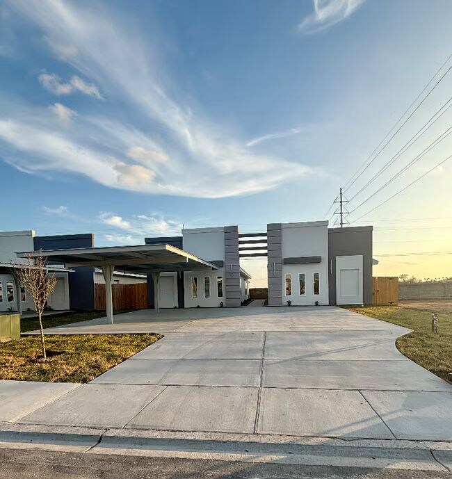 3012 W Kenwood St Unit 4, Edinburg, TX 78541