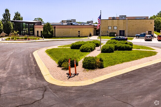 The Barry School is a public middle school.