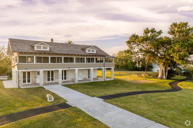 The Mound House museum explains the shell mounds & the Calusa heritage of Fort Myers Beach.