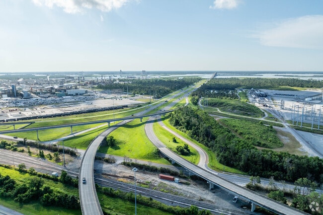 The I-10 interchange is located on the southern edge of Maplewood.