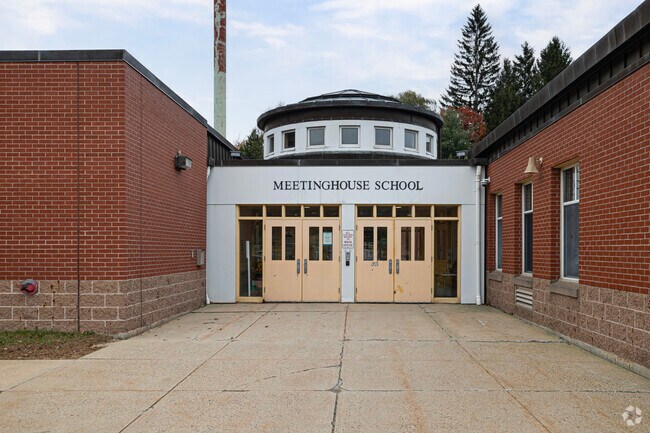 Meetinghouse Elementary has a great program for the children in Westminster, MA.