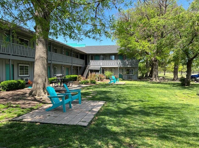 Hideaway Cove Apartments