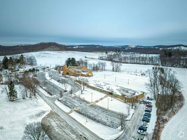 Holy Sepulcher Elementary School is a private PK, K-8 school in Butler, PA.