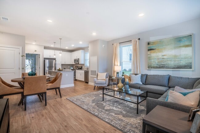 The Flats at Little Brook, Berlin, CT 06037 - photo 3