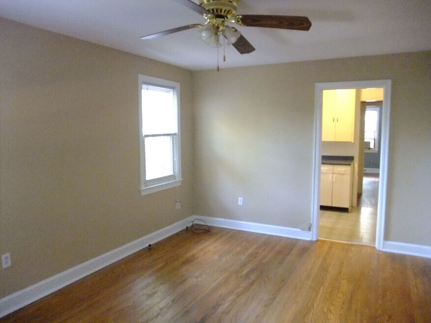 8206 Greenwood Ave unit 3, Takoma Park, MD 20912 - photo 1