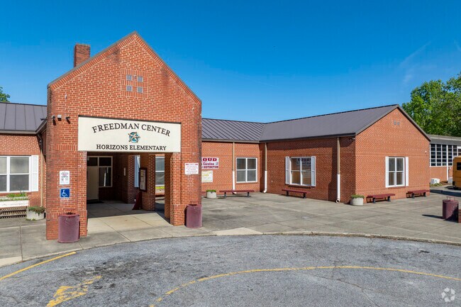 Horizons Elementary School helps students that need alternative learning methods.