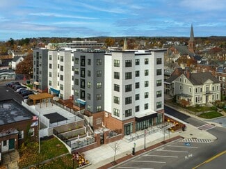 32 S Main St, Concord, NH 03301