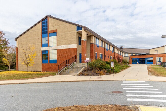 The main entrance area to the Reeves Elementary School in Woburn, MA.