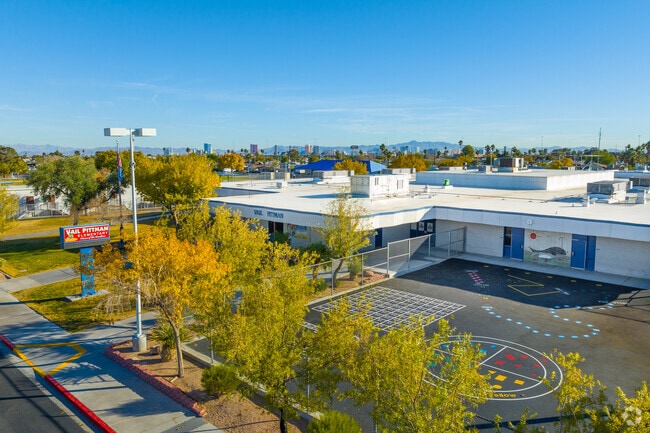 M  J  Christensen Elementary School Photo 6