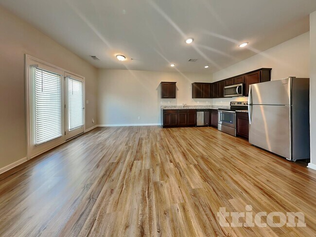 11946 Fuller St, Hampton, GA 30228 - photo 4