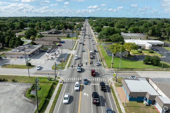 Orange City locals access nearby cities via highway 17.