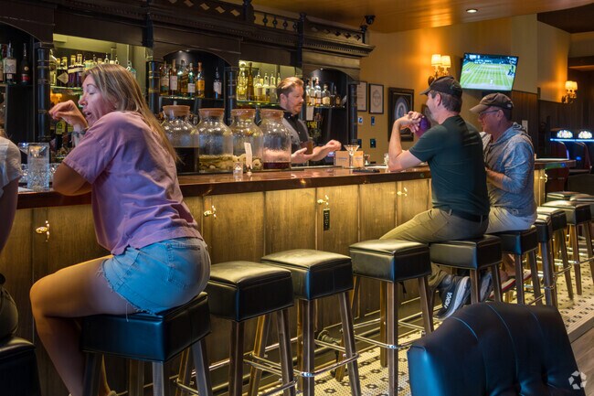 Dorothy's Lounge offers elegant cocktails and eats in a historic Last Chance Gulch building.