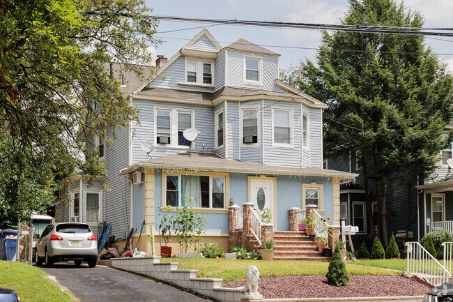 The are plenty of older colonials to choose from in Hackensack, NJ.