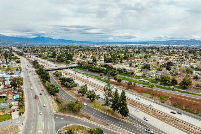At the top of Arrowview neighborhood you meet the 210 freeway.