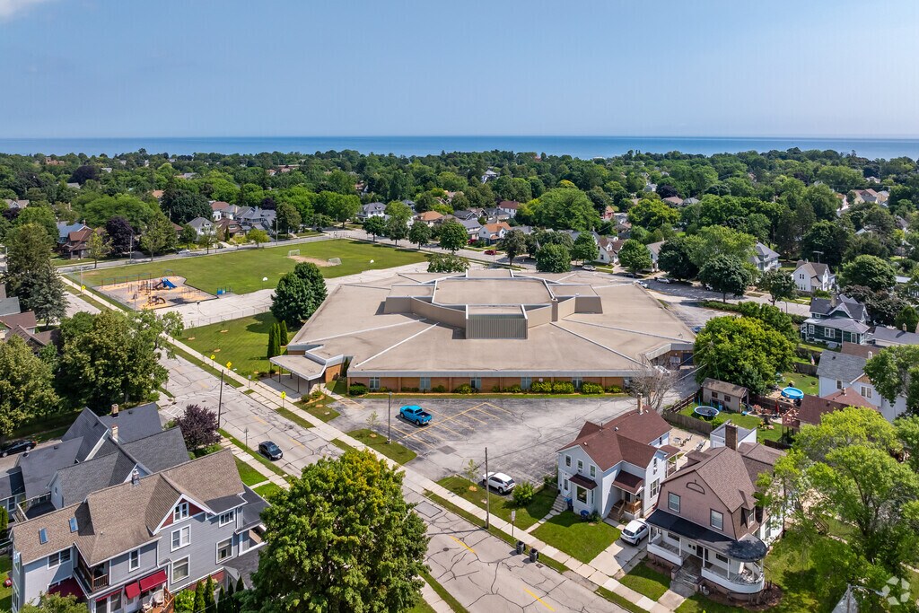 Grant Elementary School.