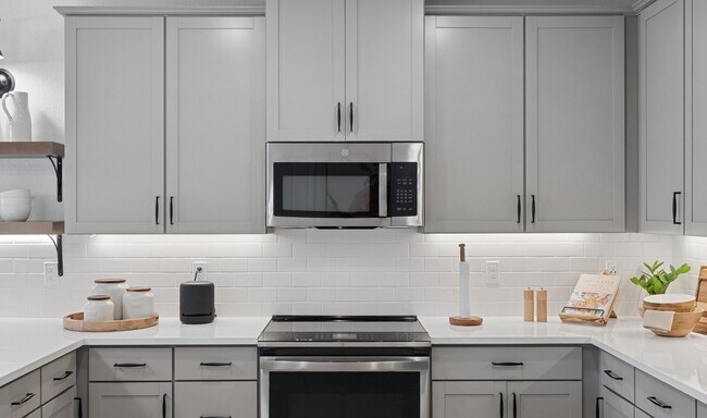 9736 Apollo Ave, Fort Pierce, FL 34945 - photo 5