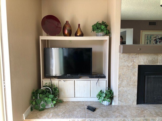 1675 Az-95 unit C8, Bullhead City, AZ 86442 - photo 5