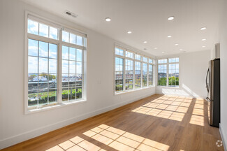 716 L St SE, Washington, DC 20003