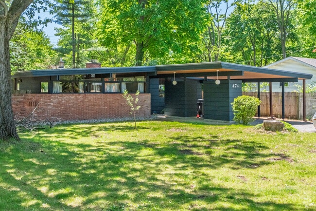 There are several mid-century modern masterpieces located in the Fair Plain neighborhood.