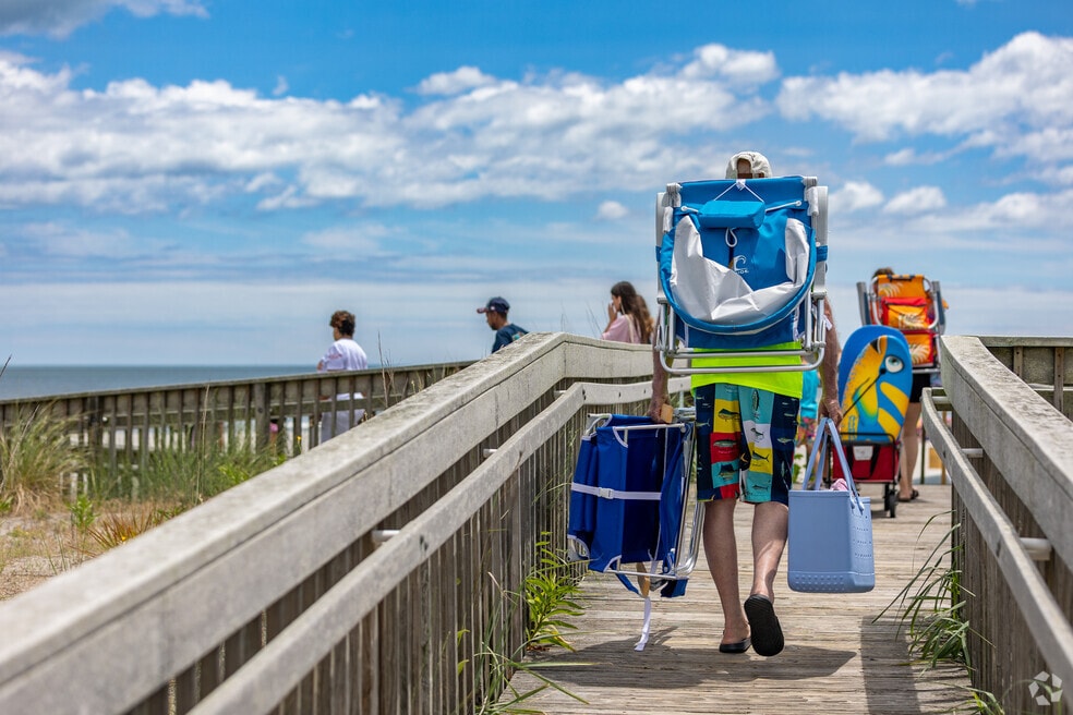 NH_Lowerchelsea_530120_P2_V2_TC_071524.mp4