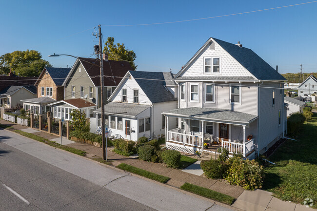 Prospective home buyers will find affordable, well-maintained homes in Downtown Moline.