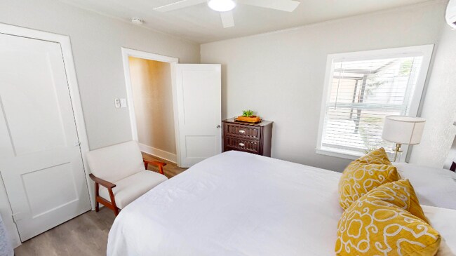 128 Claremont unit 2, San Antonio, TX 78209 - photo 6