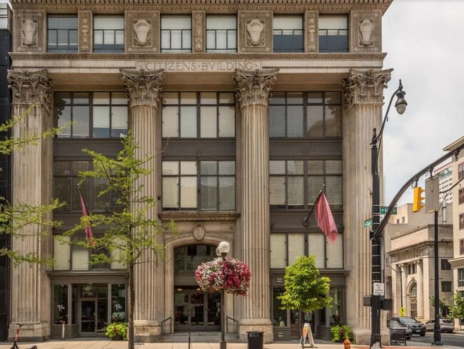 The Citizens Condominiums unit 304, Columbus, OH 43215 - photo 2